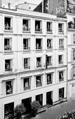 animageisha:   Riccardo Tinelli – Hotel Amour,Paris