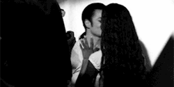 sideniggasociety:  king-emare:  mahonablu:  الأزياء الفاخرة و  Reporter: Are you kissing Michael on this video?Naomi: No, but i wanna kiss him. I may kiss him but if i kiss him i’m not gonna kiss him for the screen.   mike fucked naomi
