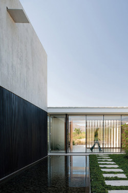 throughjo:  black and concrete…  a modern