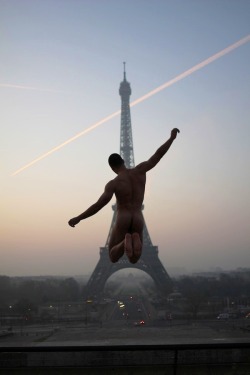 Gonakedmagazine:  Vive La France! Gonaked Magazine Is Perfect For Male Nudists Of