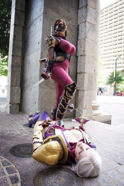 cosplay-and-costumes:  Taki vs Ivy - Soul