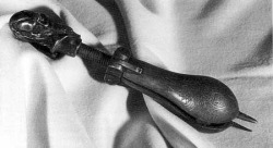 welcometothe1jungle:  The Pear of Anguish - brutal instrument used to torture women who performed abortions, liars, blasphemers &amp; homosexuals. The pear-shaped instrument was inserted into one of the victim’s orifices: vagina for women, anus for