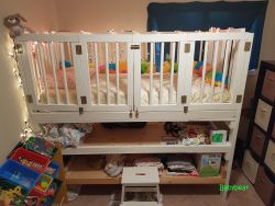 themommyandbabybear:  Some pics of our Nursery. I absolutely love spending time in here.