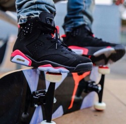 sole-plane:  Infrared.  Photo: fvckdom