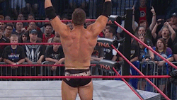 wweass:  I love when wrestlers don’t bother to adjust their wedgies! 