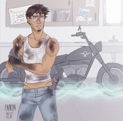 froekenpest:  @louisa1986Harry doing some maintenance on the bike &lt;3Draco usually never comes to the garage but when he does, he immediately regrets his past foolishness 