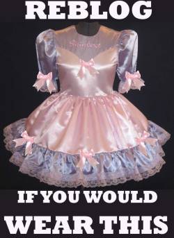 pinkbabybriana:  msoliviassissyashley:  I would love to wear this princess dress!  forever 