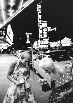 vintagegal:  Las Vegas Chorus Girl, Kim Smith and her roommate after leaving a casino, 1954 (via) 