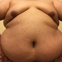 pyramidgoblin:  Just a sexy big belly boy.