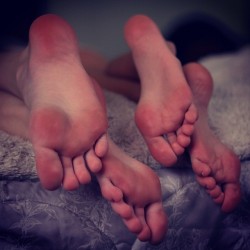 drclifffuxtable:  #feet #Füße #foot #softfeet #teenfeet #soles #hippiefeet #higharches #youngfeet #youngsoles #fetish #toes #teensoles #girlfeet #footmodel #instafeet #igfeet #softfeet #pezinhos #zehen #sleepyfeet #solinhas #sisters #footcomparison