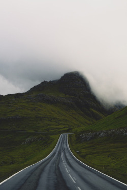 havingagoodvibes:  satakentia: Find your roadStreymoy, Faroe Islands by Josefine… 🌞 Having a Good Vibes 🌞 The best self help book 📓 of the last several 👌 …. In the newly updated eBook edition 🔧 . 📥 ✔️ 👉 http://smarturl.it/SelfHelpEbook