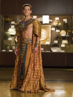 thegothdetectiv:  Let us take a moment to appreciate Rami Malek. Has a twin brother named Sami 33 years old and still have a baby face Pharaoh Ahkmenrah in Night at the Museum was his film debut Actually of Egyptian descent so perfect casting Played a