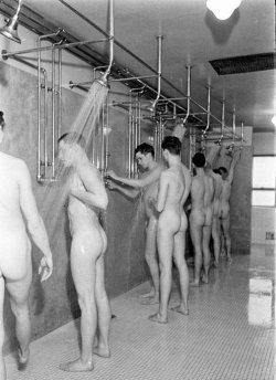 vintagemaleeroticapart2:Team showers at Yale University.1940s