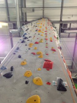Just completed this 5.9 top rope climb &ldquo;Baratheon&rdquo;!!!! I think it was about a three story climb :D