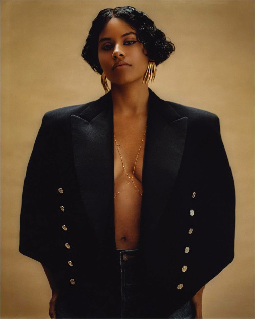 sparkling-lux:  Zazie Beetz photographed by Rasaan Wyzard for The Cut (2022)