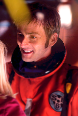 rointheta:  lilbitfoxy:  Series of Ten 9/? ↳ Episode: The Impossible Planet  # look at how he’s looking at her  # my god  # how can people say he didn’t love her  # he’s basically having children with her in his head  # with those
