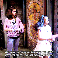 once-upon-a-disney-story:  thatfunnyblog:  Funny Stuff you like?  Reason number 6,787,890,789 why I miss Wizards of Waverly Place. 