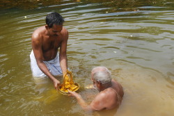 arjuna-vallabha:Aarattu (sacred bath) of temple deity, Kerala