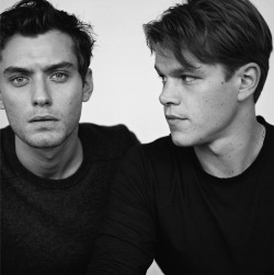 chanel-smokes:  whoolfen:  Jude law and Matt