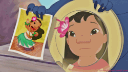 i-am-mishafuckingcollins:  tanikayforever:  Lilo discovers she looks like her mom when she was Lilo’s age.  Because of Stitch 