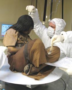 jenninova:  omgahalucinatorypieceofbaconblog:  221bontheenterprise:  cheyennecc:  raspuma:           Scientists examine a 15-year-old girl who lived in the Inca Empire, then was sacrificed and remained frozen for 500 years….Unearthed in 1999 from the
