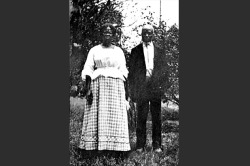 hotmodelscoldbottles:  chocolatecakesandthickmilkshakes:Survivors Of The Last Slave Ship Fifty years after the United States outlawed the international slave trade, many slaves were still smuggled into the country illegally. Cudjo Lewis was one of these