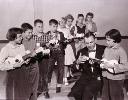 uketeecee:Joseph Jung instructs children to play the Islander ukulele at the Ukulele Club for Children, Keewayden Centre, Minneapolis in September, 1959.