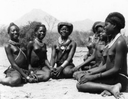 Angolan Mucubal girls.
