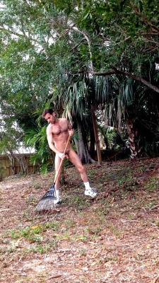 nudists-and-exhibitionists: dekanuk:  misterbill2you:    dekaNuk’s archive of naked exhibitionist men    Reblog from dekanuk, 40k+ posts, 33.7 daily. 361k+ follow All my blogs.   Garden work. 