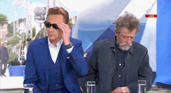 crimsonpoppyfields:  superwholokiid:  fucking perfect  Tom Hiddleston: *bad ass motherfucker*John Hurt: *second heart just went into cardiac arrest* 