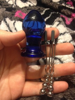 fmsavage:  My ‘sexy’ 30th birthday presents! Unf! -fms   Recap: The anal plug was nice &amp; a good size for my first. (Interpret: virgin asshole in &ldquo;training&rdquo;) But my hubs wanted to be able to play with it &amp; fuck my ass with it. He