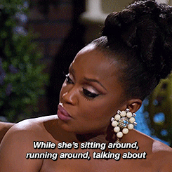 walls0fjericho:   missinglinc:  sonastyandsorude:  Phaedra Parks’ LEGENDARY takedown of Kenya Moore  THE READ HEARD AROUND THE WORLD. I wish there was a gif showing how silent it was for shout 5 seconds. Lol  This was fucking brutal 