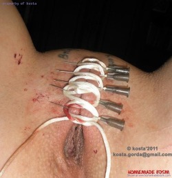 pussymodsgalore  BDSM pain games. Needles and cord closing outer labia, Temporary chastity piercing. 