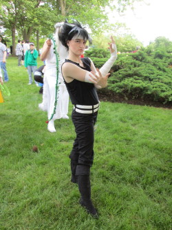 rurouniidoru:  idk how I managed to not get any pictures of Rinku but we did have an actual professional photographer there to document the account correctly so (That last Hiei I spotted on the way to the dealer’s room insisted we take pictures of each