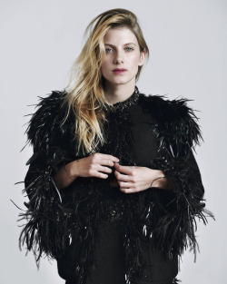 sylviagetyourheadouttheoven:  Mélanie Laurent - S Moda Magazine - February 2014 