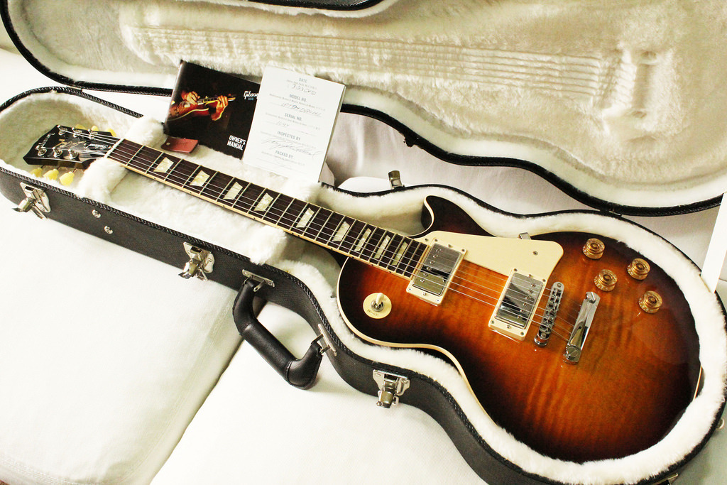 guitarjunkietv:  This Just Arrived!! 2012 Gibson Les Paul Traditional In Desert Burst