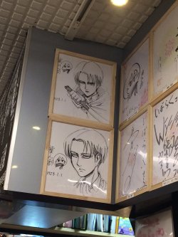 fuku-shuu:   Isayama Hajime’s sketches of Levi and chibi Mikasa, as seen at the Shibaraku Ramen Shop in Fukuoka! ETA (April 12th, 2016): More photos added!  More updates and sketches from Isayama Hajime! 