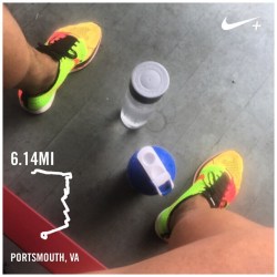 Not Even Gonna Play, It Is Hot!! #Nikeplus #Voss #Vosswster #Nike #Nikeswag #Nikerunner