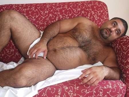 thickplumber:  I present you my Top10 Sofa Bears. Damn I love bears when they are lazy!  Adorooooooooooooooooooooooooooooooooooooooooo