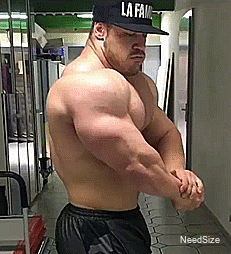over-t-growth:  bindollar:  needsize:  5′4″ - 240 pounds.Nicholas Vullioud  Uuufff i love him!!! So huge  Dense ball of muscles on top of muscles.