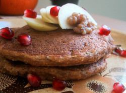 foodophiles:  Apple-Pumpkin Spice Oat Pancakes