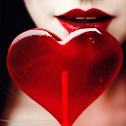 Beautifulbizarremag:  Happy Valentines Day - Sending You Our Love Xox ‘A Valentine’