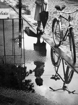  Street scene 1940s Photo: Anonymous 