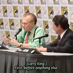 littlechinesedoll:  Transformers Comic Con 2012 - Larry King interviews Peter Cullen [ x ] 