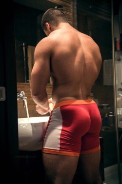 Lover of Men's Butts and other Male images I love.