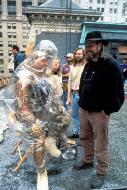Bruce Willis and Terry Gilliam a 12 majom forgatásán