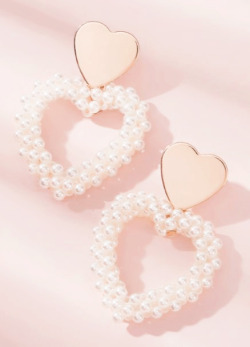 softjoy:pearl beaded heart earrings  // Ŭ.00