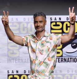 celebsofcolor:Taika Waititi attends the Marvel Studios ‘Thor: Ragnarok’ Presentation during Comic-Con International 2017 at San Diego Convention Center on July 22, 2017 in San Diego, California.
