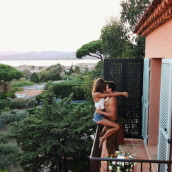 art-of-domination:  Sexy picture, right?  She’s hot, he’s toned, lush scenery, intimate embrace.  Except, all I can think of is that her ass is going to fall over that balcony and it’s gonna hurt.  That’s the place they picked to get it on?  Seriously?