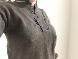 mistersadister:  Submitted for posting by the lovely young Lady from secretsthatmakemewet Now this is someone who recognises what her tits are for.  